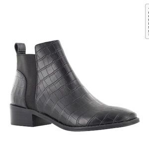 Dolce Vita Black Booties